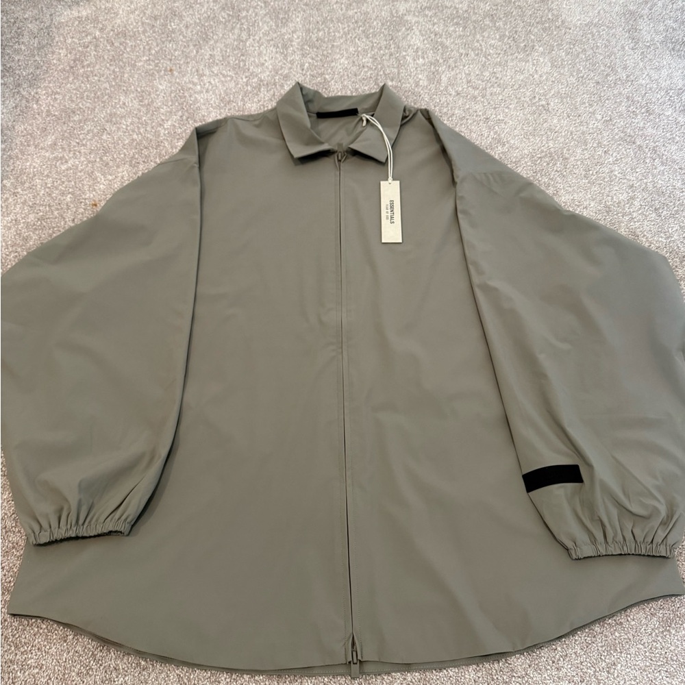 Men's Gray Jacket